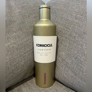 Corkcicle Canteen 25oz Water Bottle - NWT